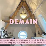 Demain Hotel 2*
