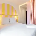 Hotel Demain 2*