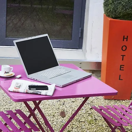 Demain & Conciergerie Hotel