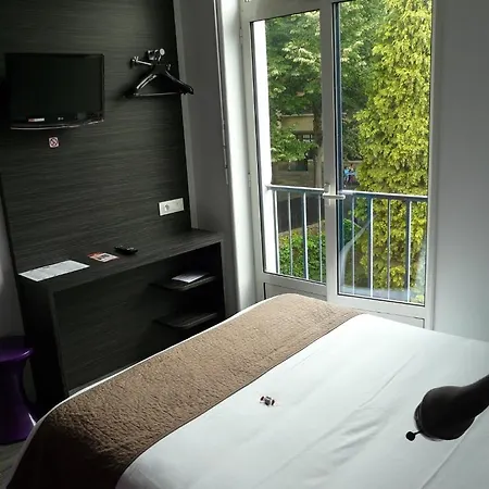 Demain & Conciergerie Hotel 2*