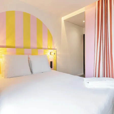 Hotel Demain 2*