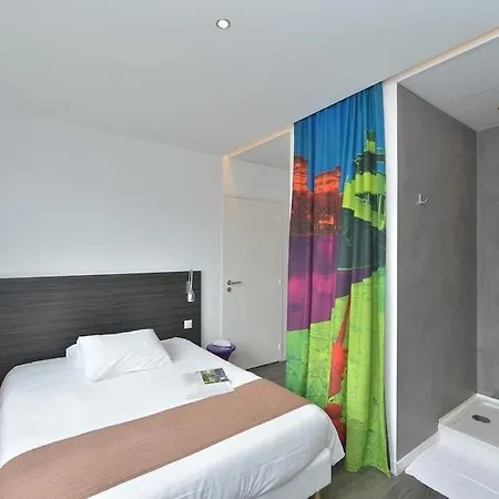 Hotel Demain 2*