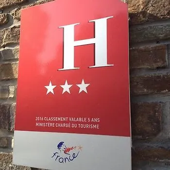 Hotel Demain