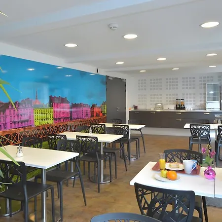 Hotel Demain & Conciergerie