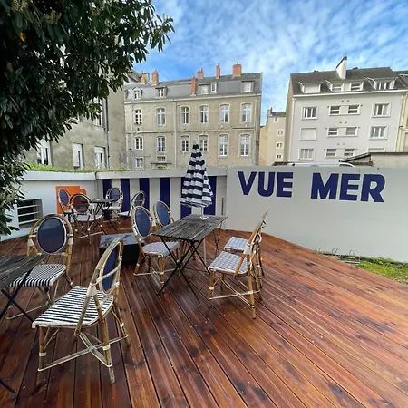 Demain & Conciergerie 2*