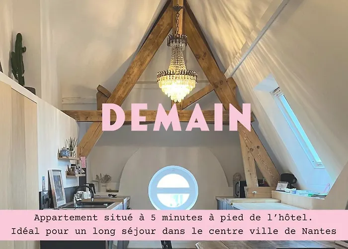 Demain Hotel 2*